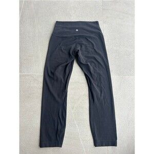 Lululemon leggings 23in Black size 6